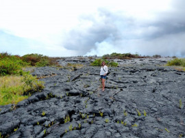 På lavafälten vid Volcano. Foto: privat